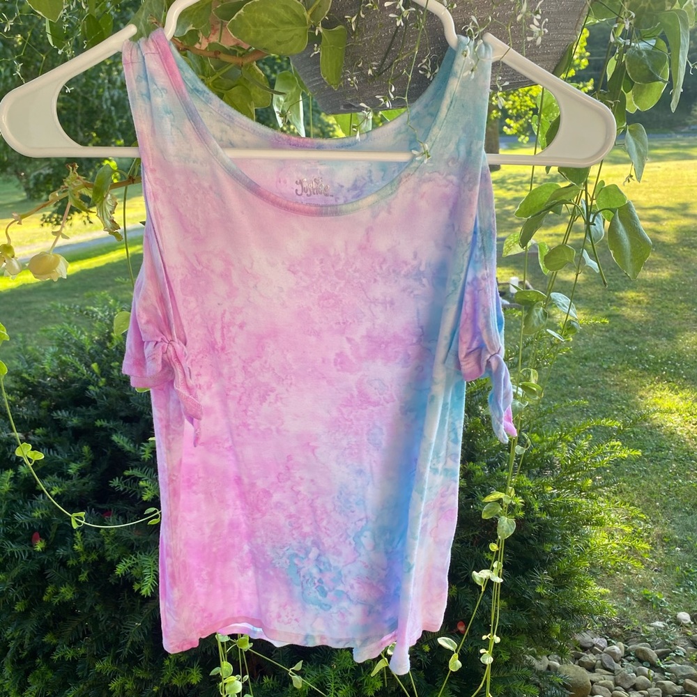 Justice open shoulder top 💙💓